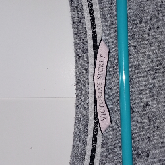 Victoria's Secret Oversize Sleep Shirt - Picture 5 of 10